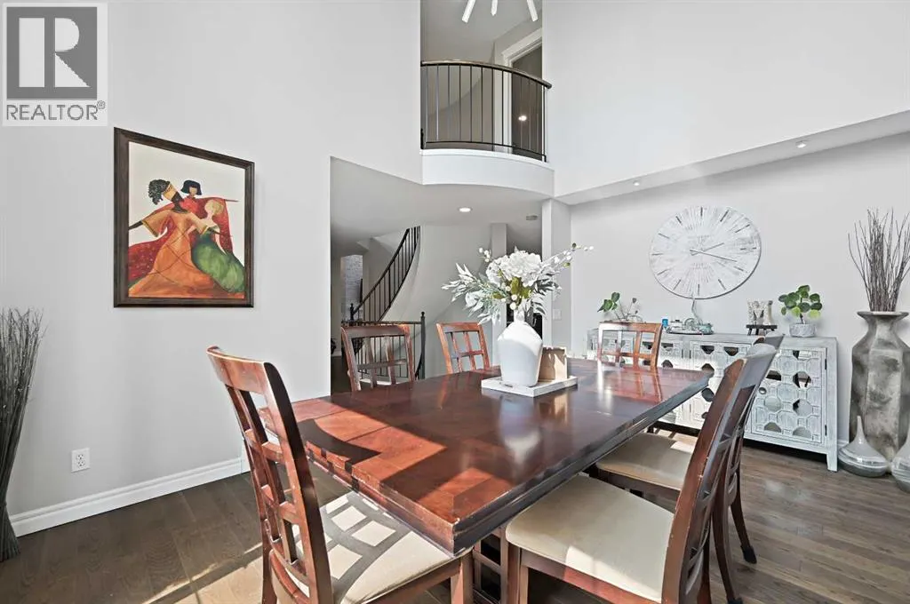95 Panorama Hills View NW