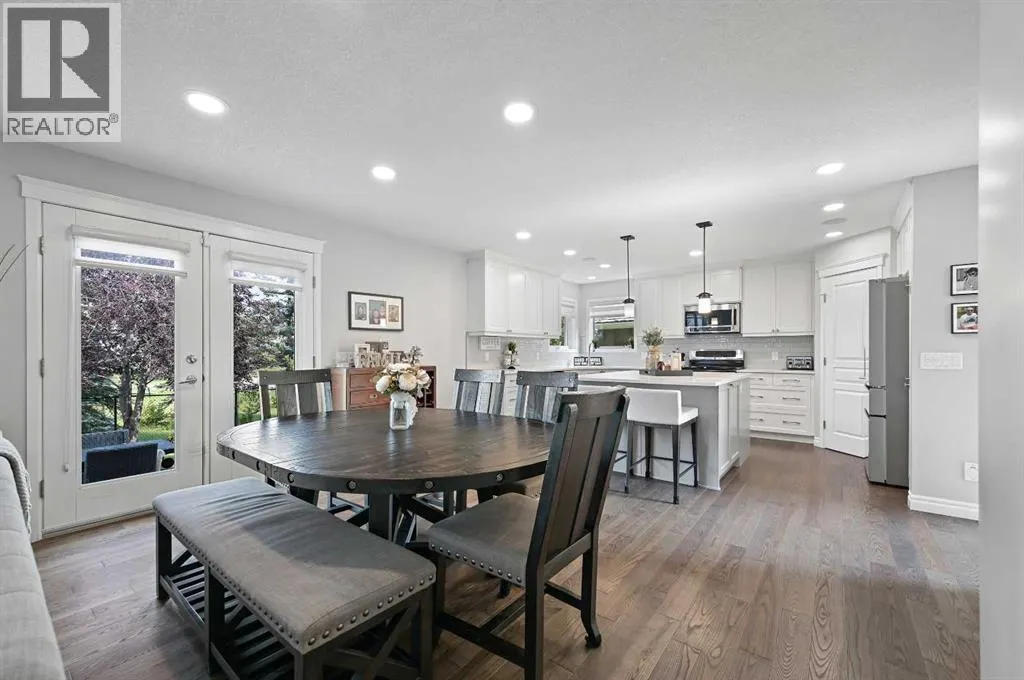 95 Panorama Hills View NW