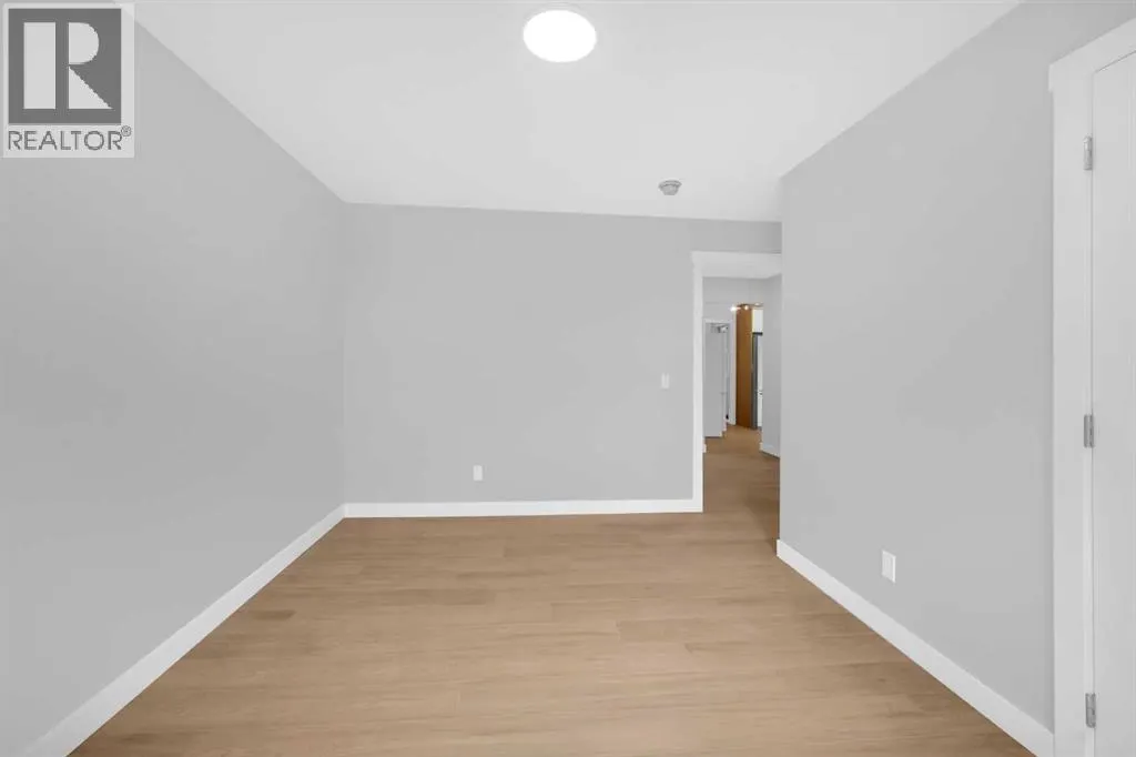219 Falwood Way NE