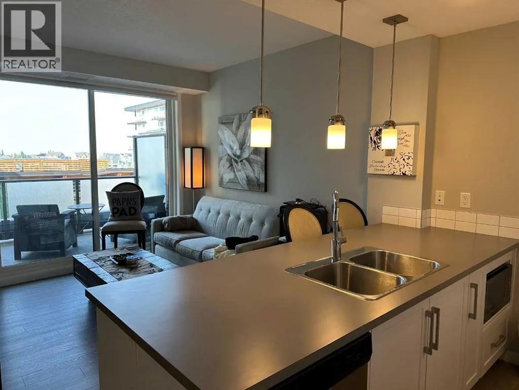308, 122 Mahogany Centre SE