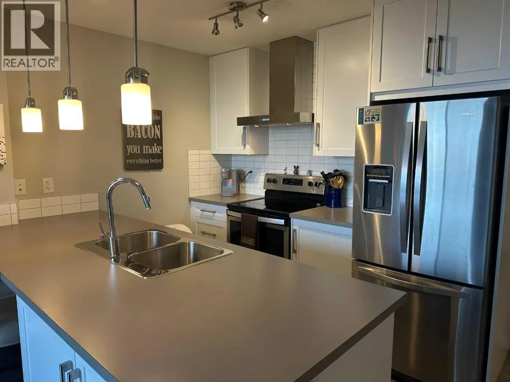 308, 122 Mahogany Centre SE