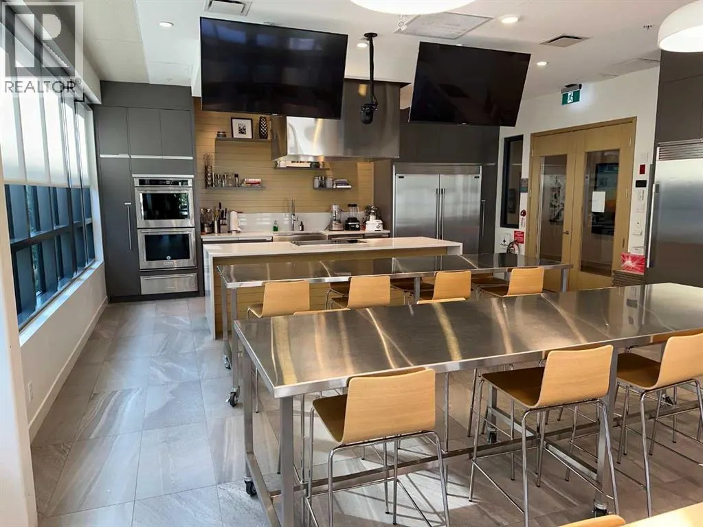 308, 122 Mahogany Centre SE