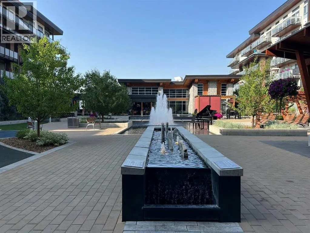 308, 122 Mahogany Centre SE