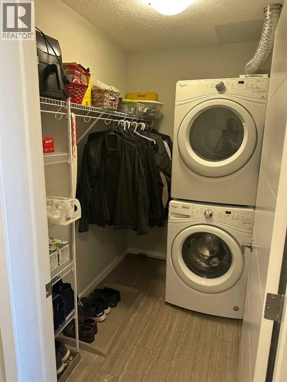 308, 122 Mahogany Centre SE