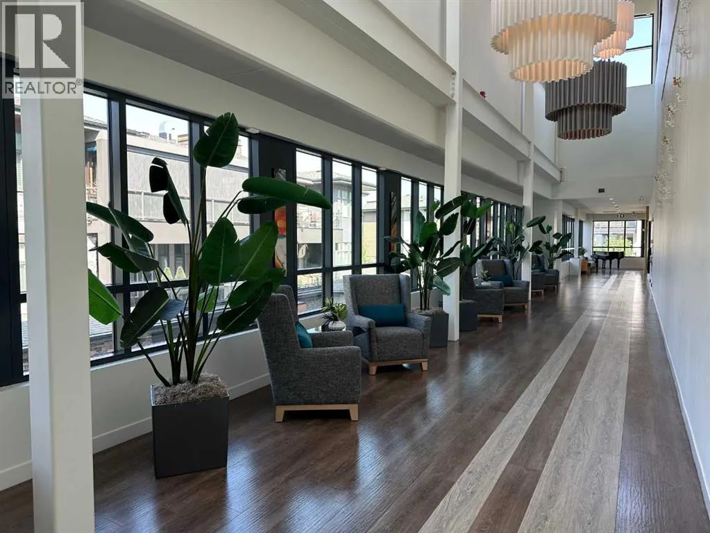 308, 122 Mahogany Centre SE