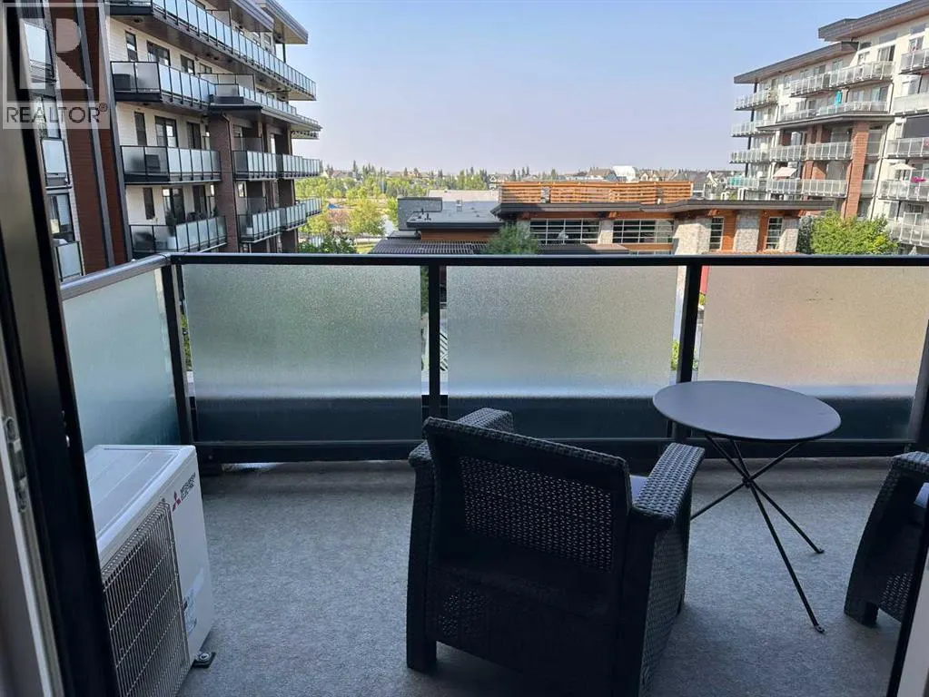 308, 122 Mahogany Centre SE