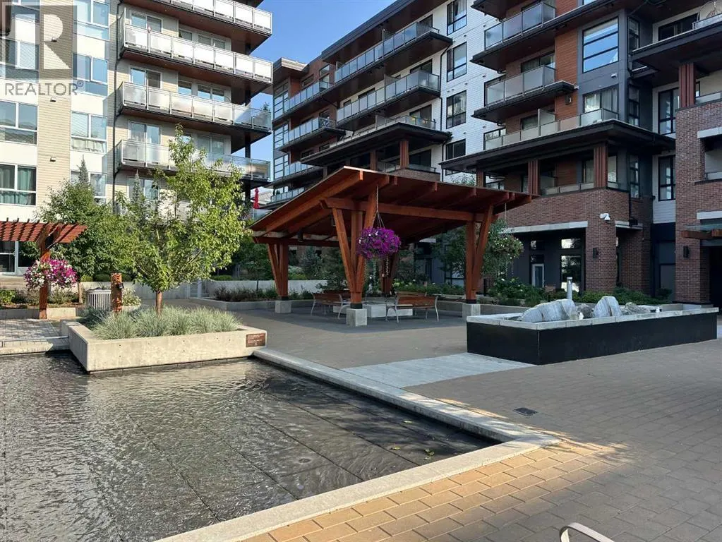308, 122 Mahogany Centre SE