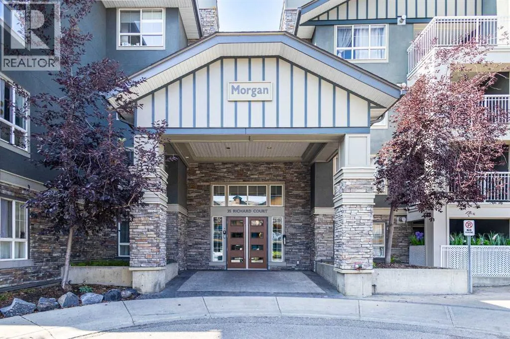 356, 35 Richard Court SW