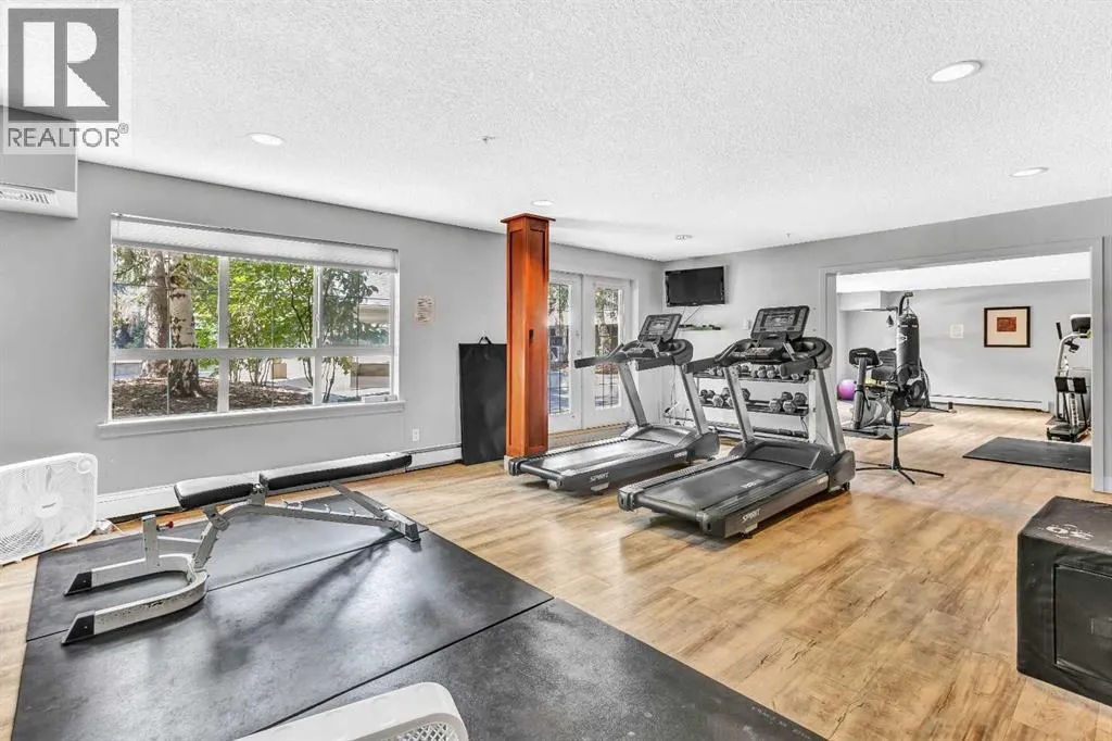 356, 35 Richard Court SW