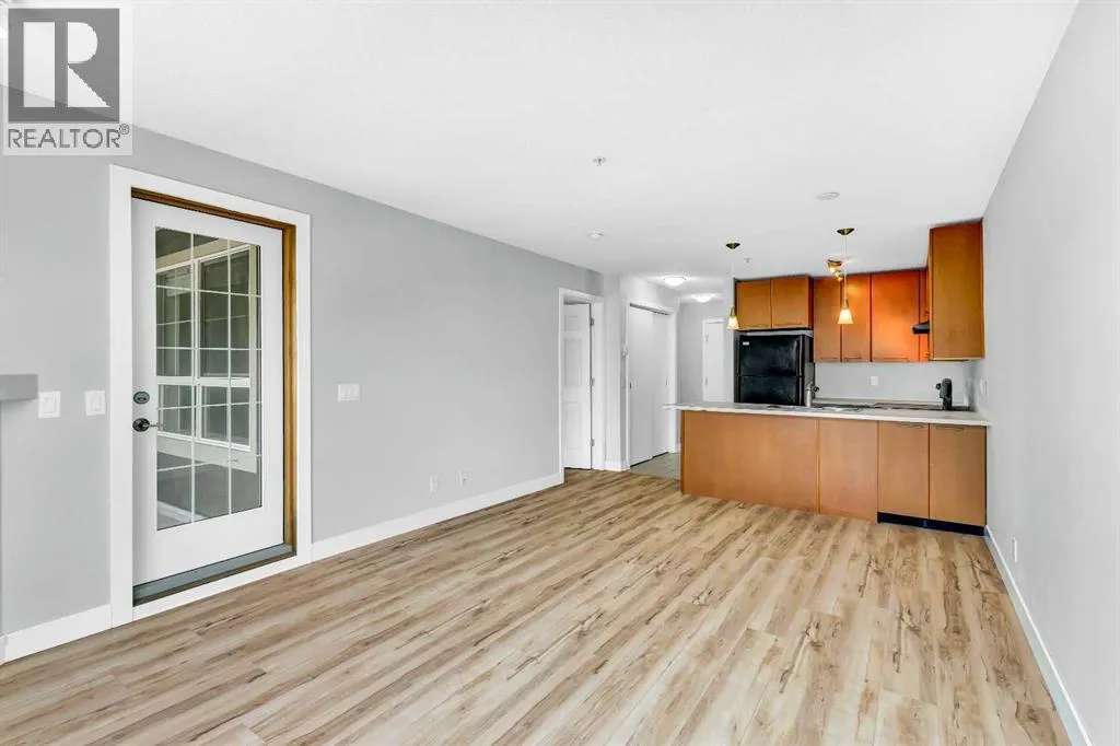 356, 35 Richard Court SW