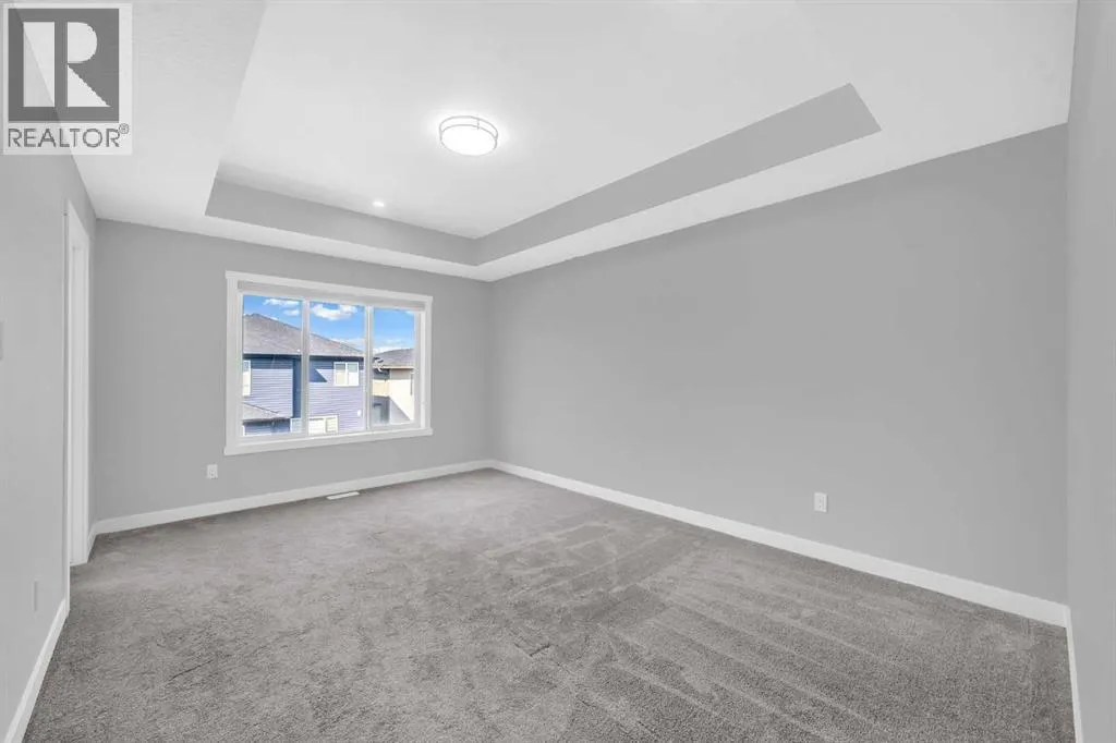 430 Corner Meadows Way NE