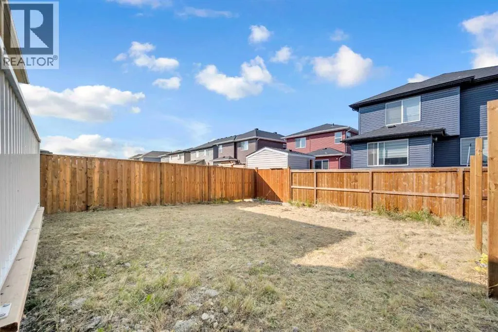 430 Corner Meadows Way NE