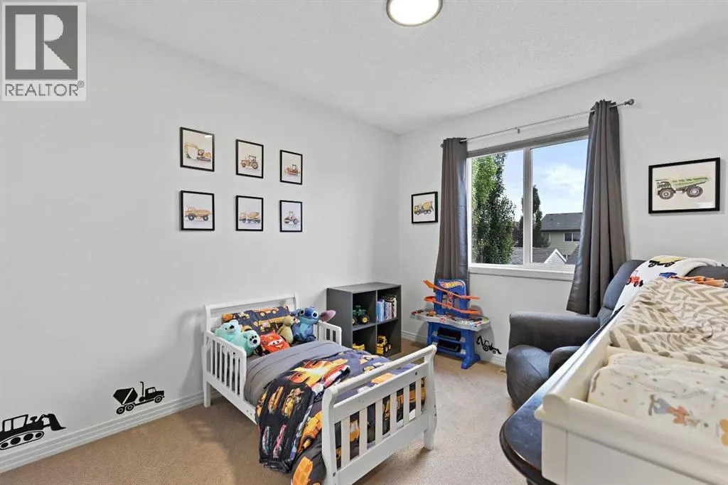 183 Cranford Crescent SE