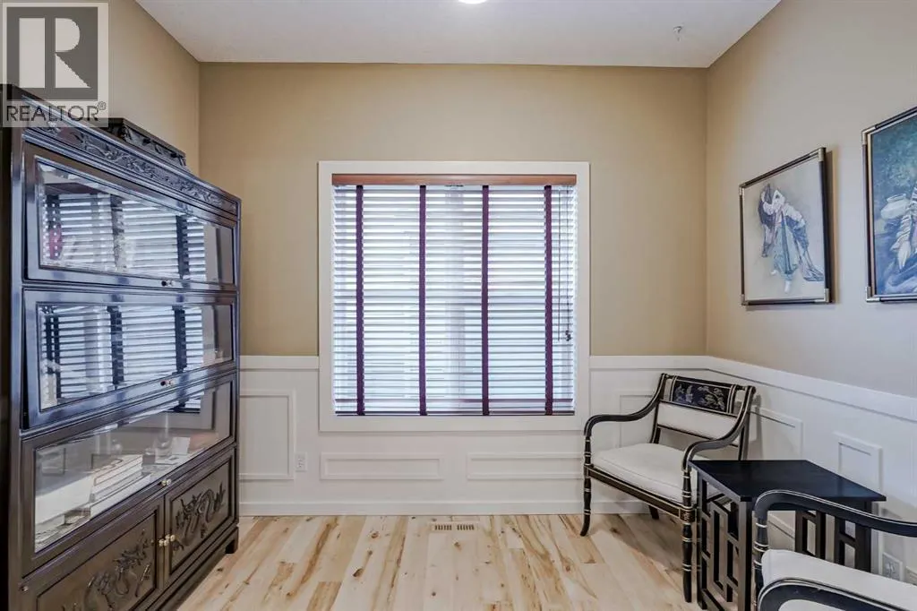 48 Chapala Square SE