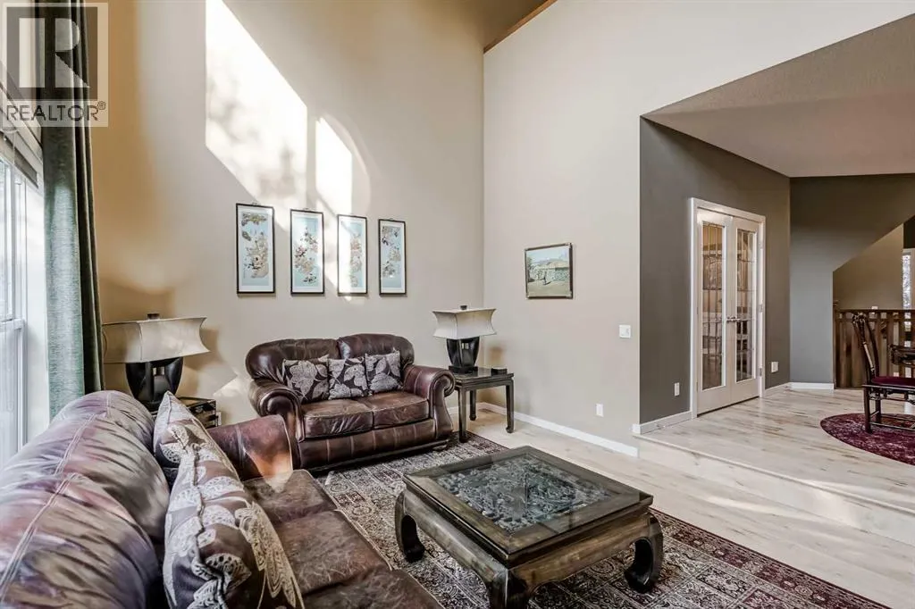 48 Chapala Square SE