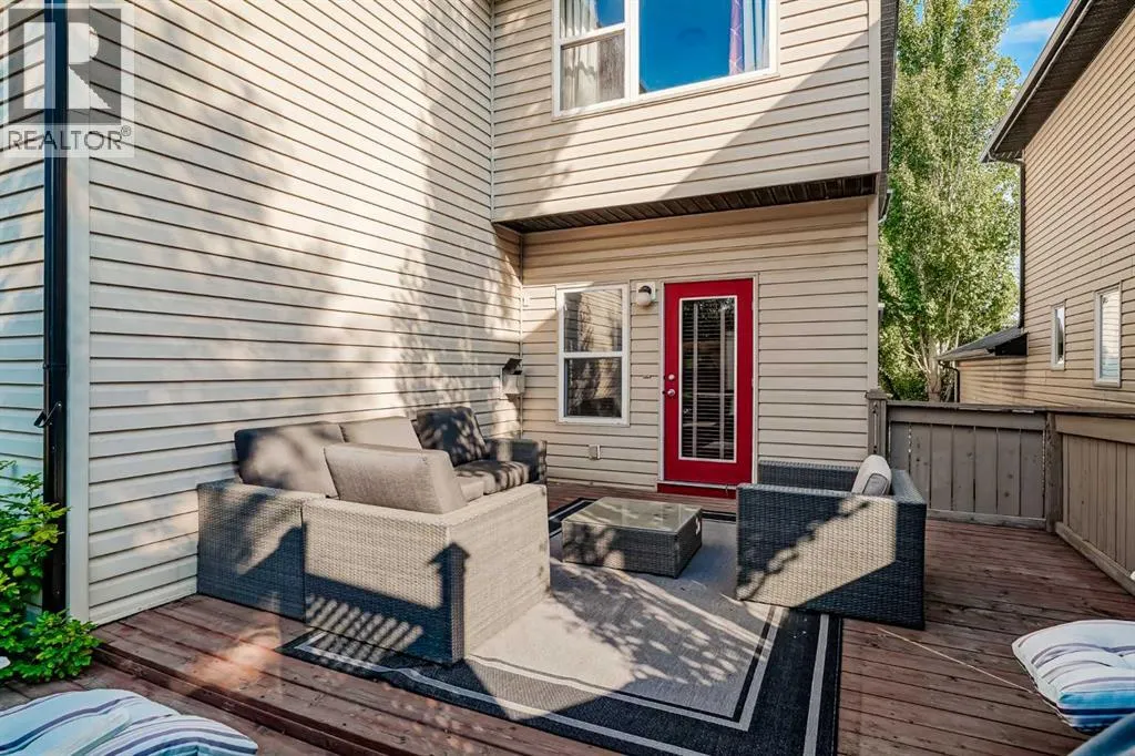 48 Chapala Square SE