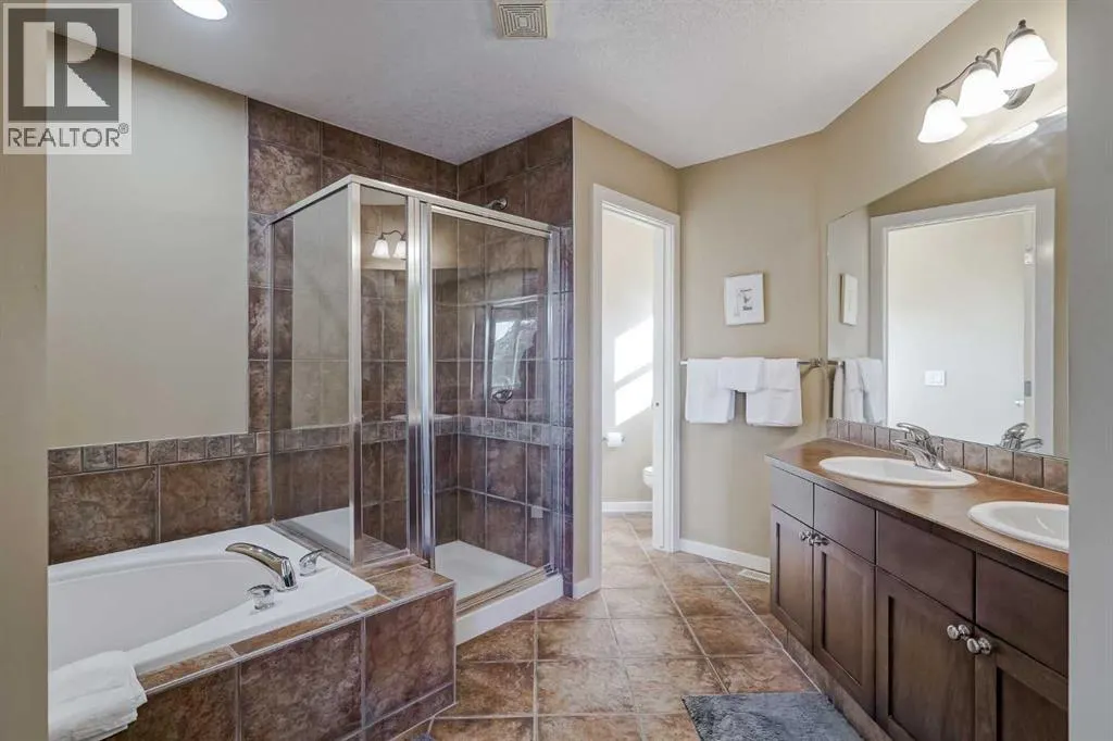 48 Chapala Square SE
