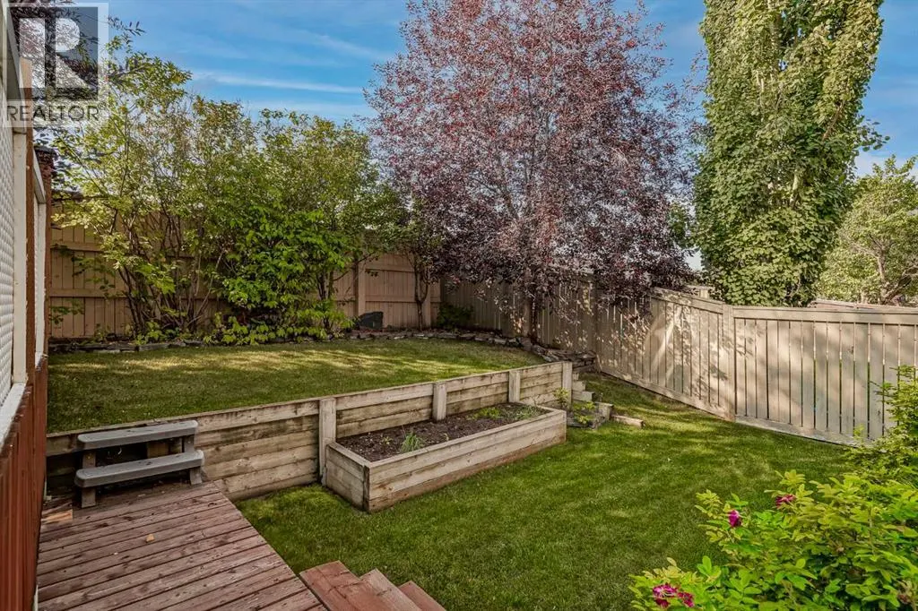 48 Chapala Square SE