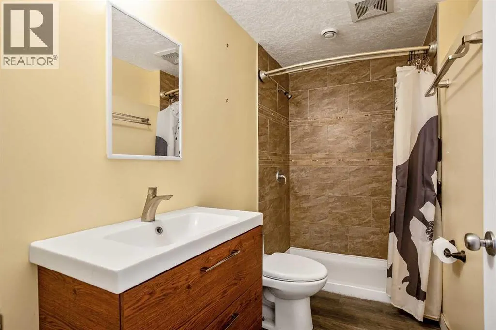 13 Walden Gardens SE