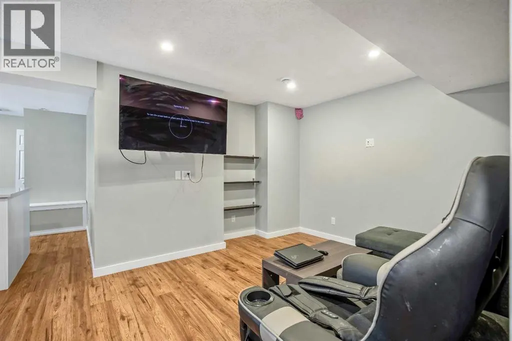 13 Walden Gardens SE