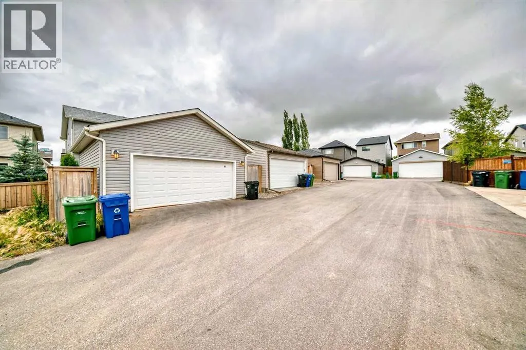 62 Nolanfield Heights NW