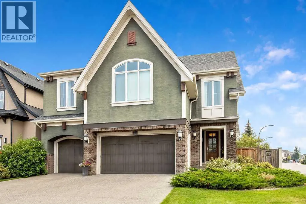 157 Mahogany Place SE