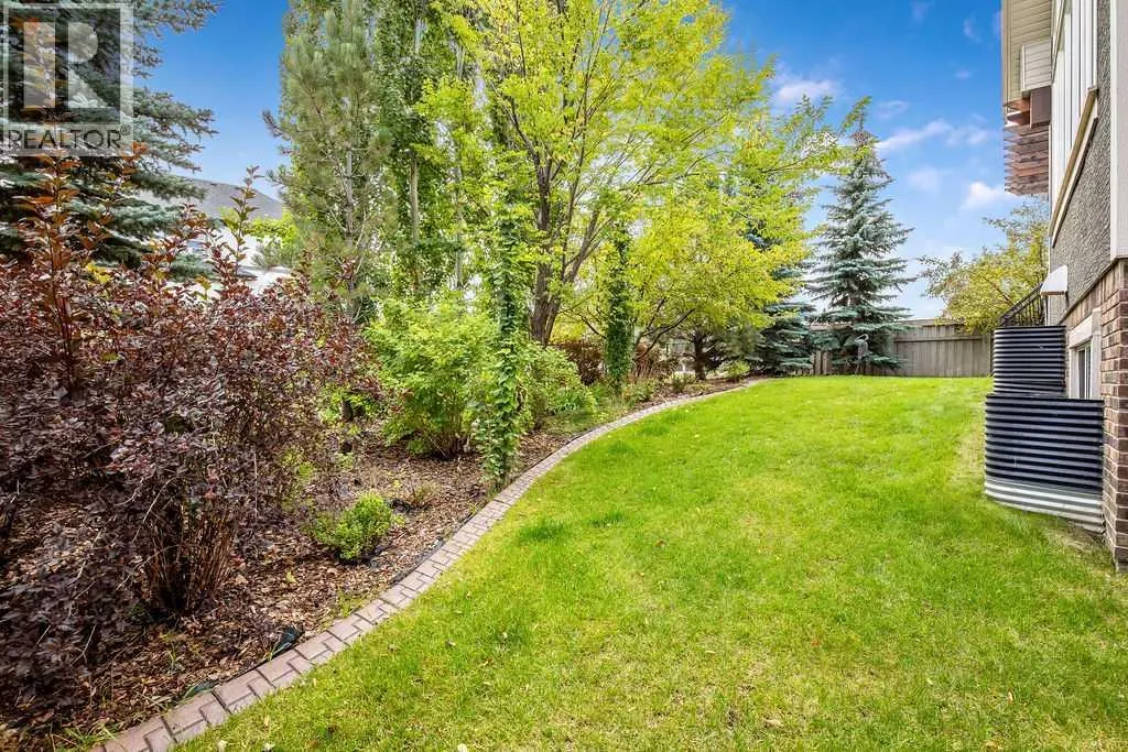 157 Mahogany Place SE
