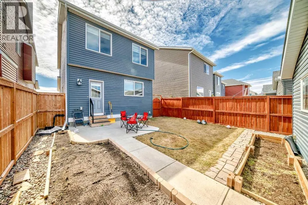 77 Red Sky Way NE