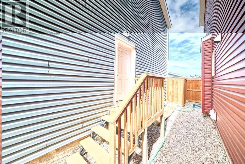 77 Red Sky Way NE