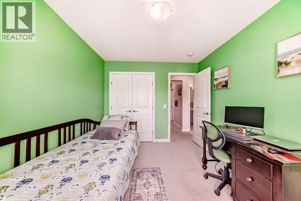 77 Red Sky Way NE