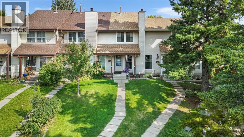 67 Woodhill Court SW