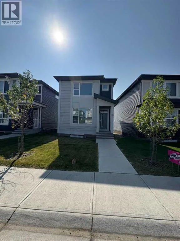 83 Corner Meadows Grove NE