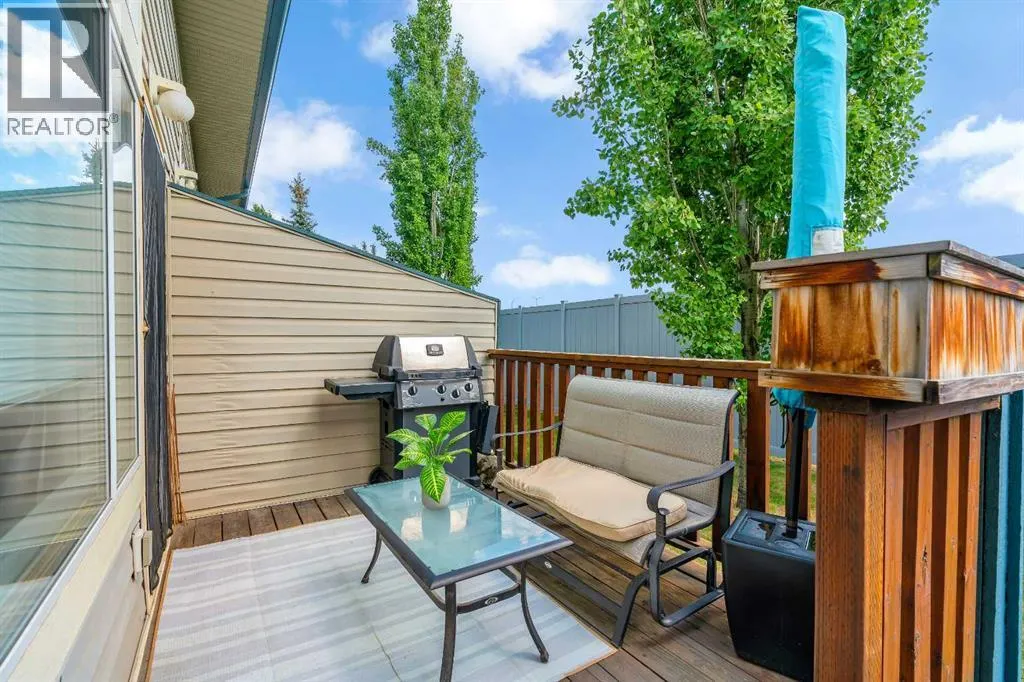 135 Copperfield Lane SE