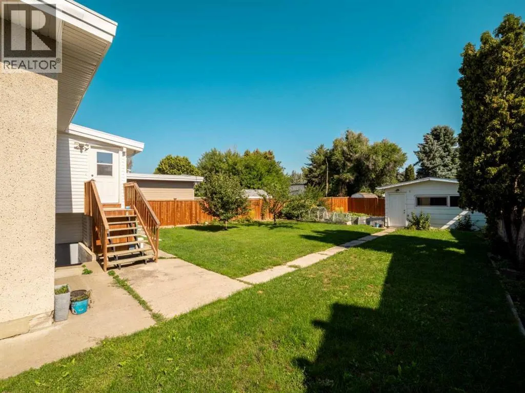 1223 St. Catherine Road N