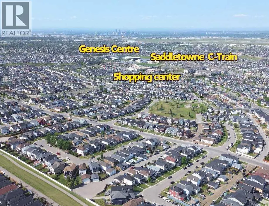 26 Saddlelake View NE