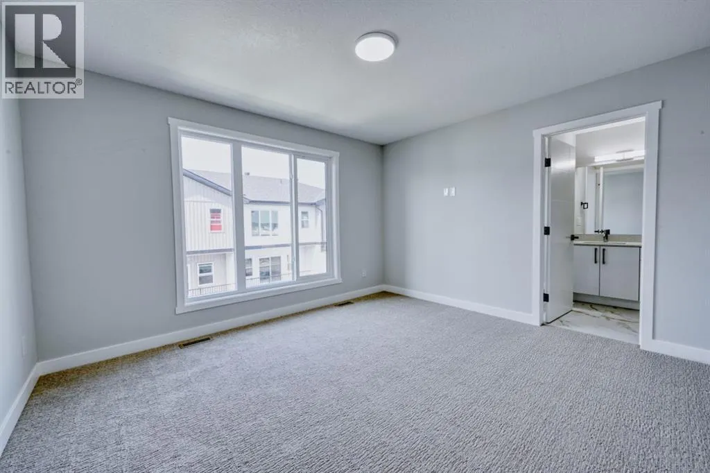 203 corner meadows Manor