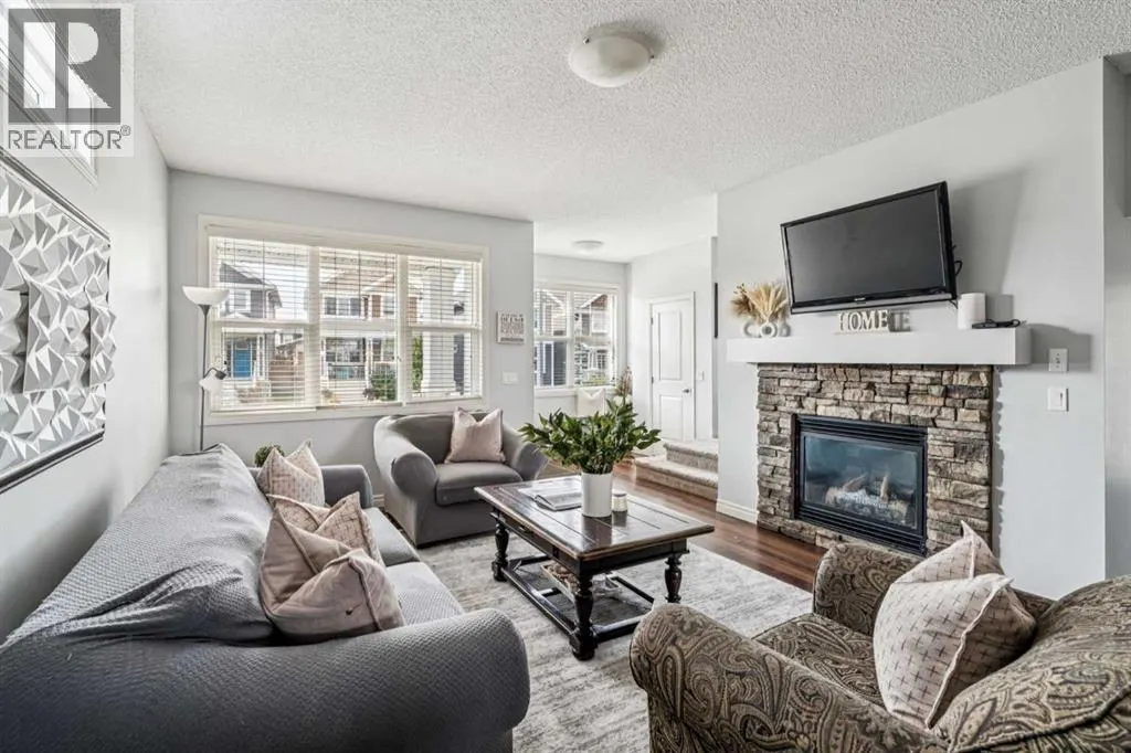 91 River Heights Green