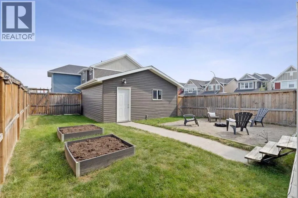 91 River Heights Green