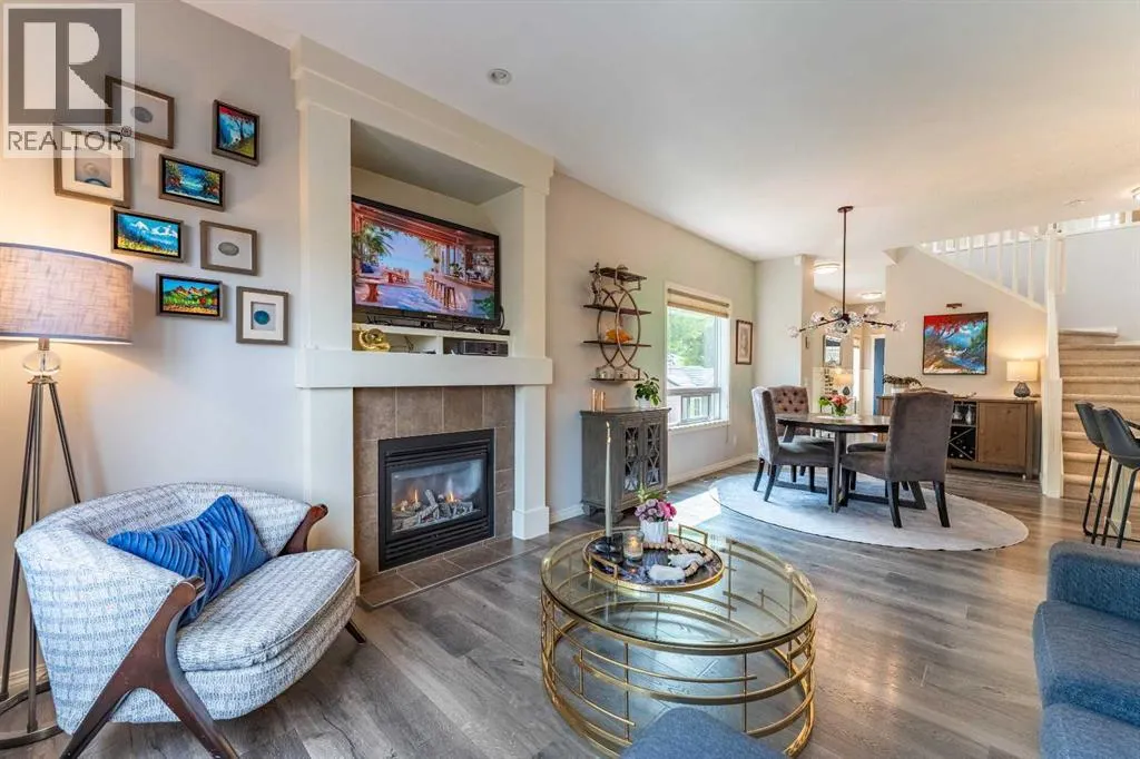 45 Mahogany Pointe SE