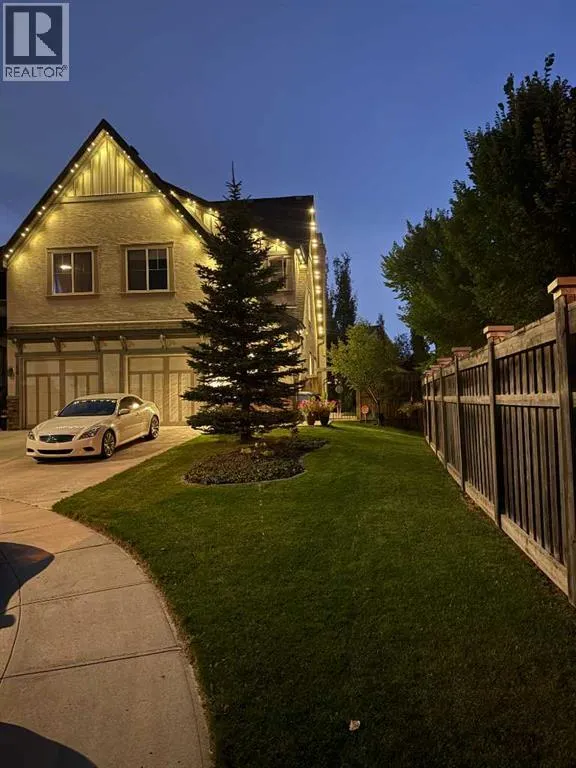 45 Mahogany Pointe SE