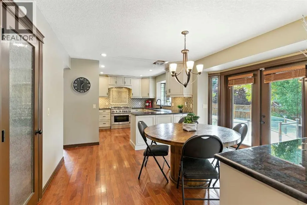 227 Shawnee Mews SW