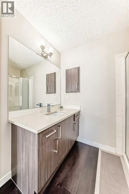 214, 10 Westpark Link SW
