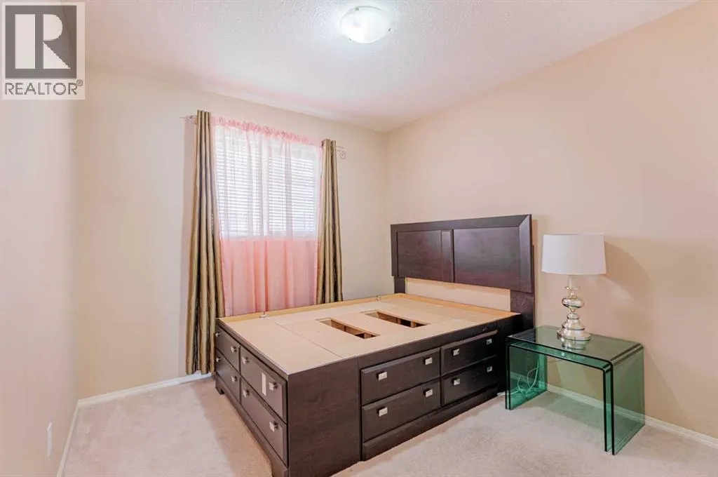 35 Bridlecrest Road SW