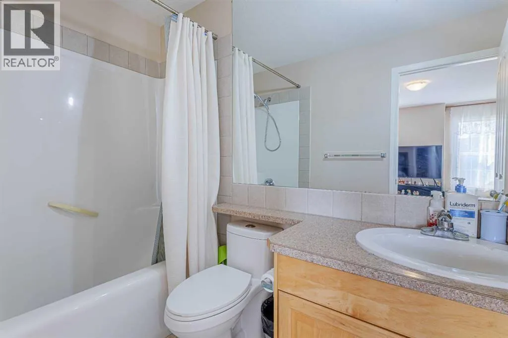 35 Bridlecrest Road SW