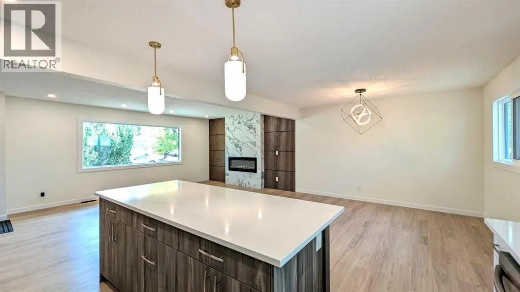 103 Haverhill Road SW