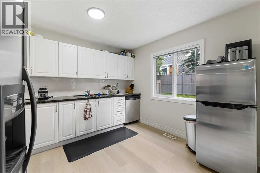 27 Cedarwood Lane SW