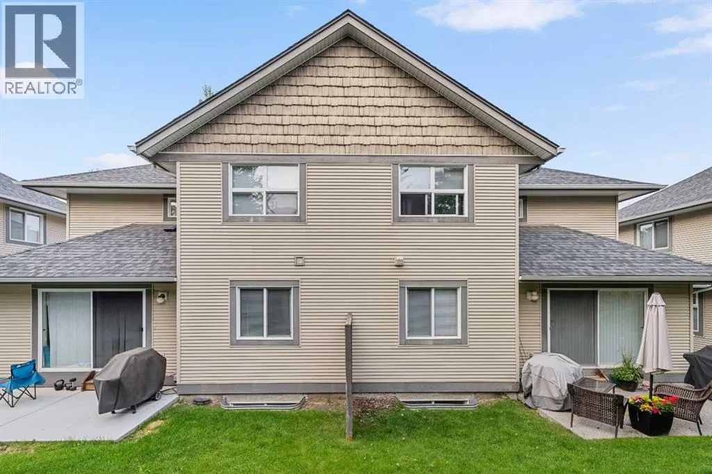27 Cedarwood Lane SW