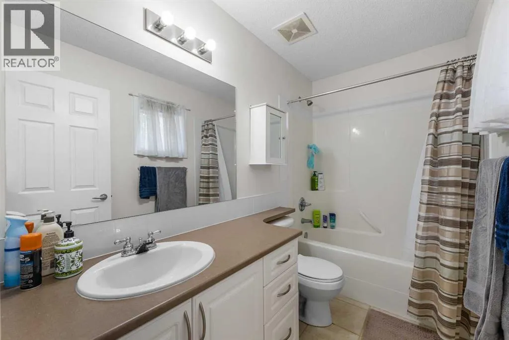 27 Cedarwood Lane SW