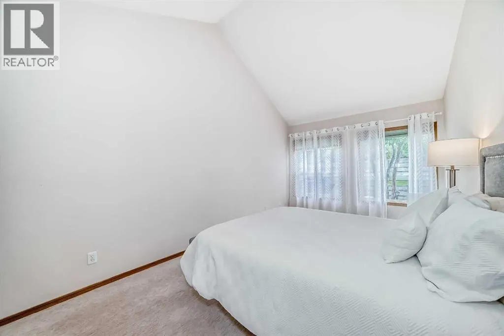 162 Somervale Point SW
