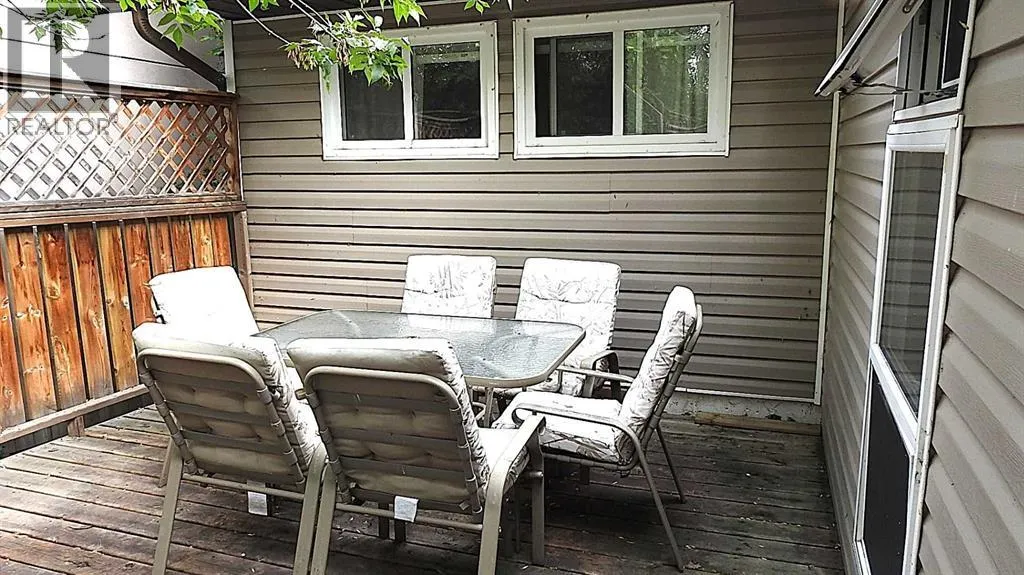 215 Willow Road